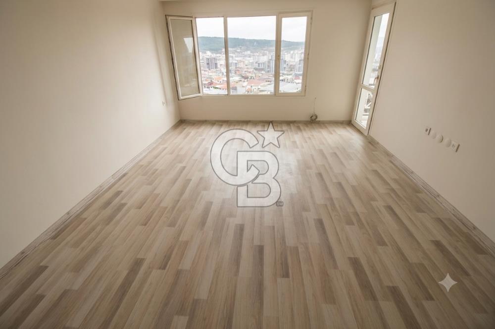 Buca Atatürk Mh Cadde Üzeri Site İçi 3+1_120m² Satılık Daire