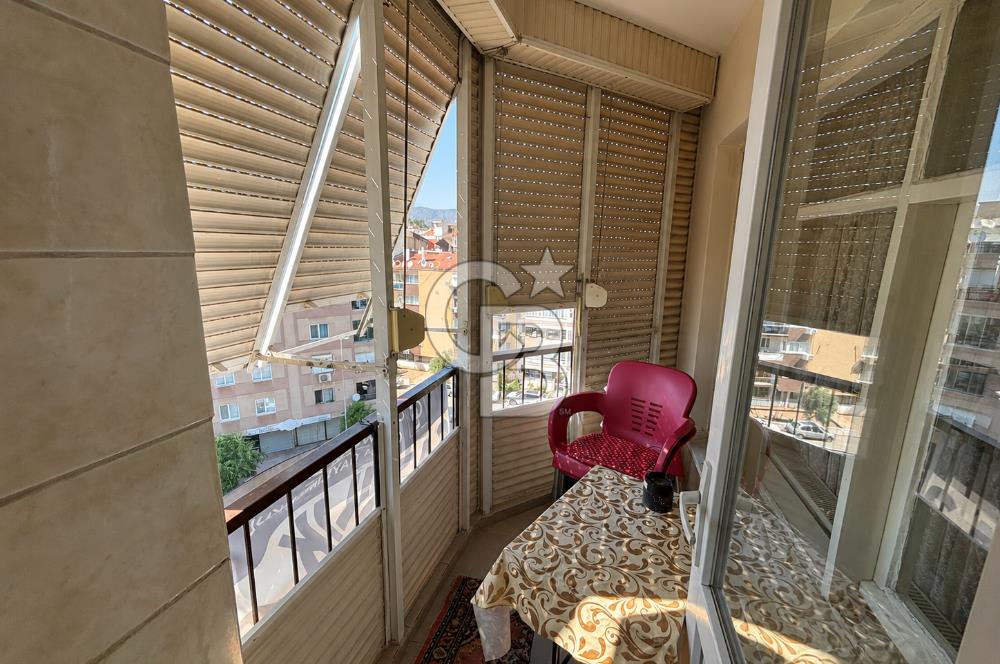 ALAYBEY İZBAN YAKINI 3 CEPHELİ 3+1 SATILIK DAİRE