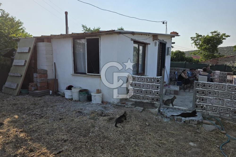EZİNE KARADAĞ KÖYÜNDE YAPI KAYIT BELGELİ 375 M2 ARSA İÇERİSİNDE SATILIK KÖYEVİ FIRSAT PORTFÖY