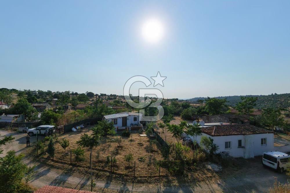 EZİNE KARADAĞ KÖYÜNDE YAPI KAYIT BELGELİ 375 M2 ARSA İÇERİSİNDE SATILIK KÖYEVİ FIRSAT PORTFÖY
