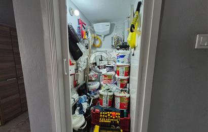 KONAK ATİLLA MAHALLESİ'NDE TADİLATLI / DOĞALGAZLI 3+1 SATILIK DAİRE