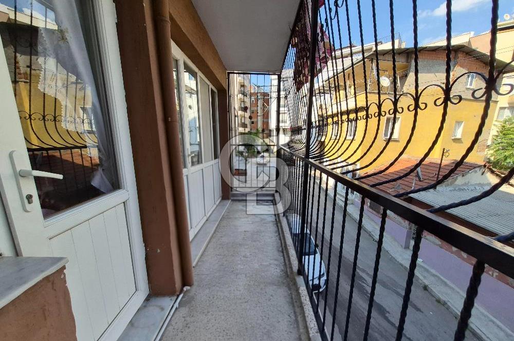 KONAK ATİLLA MAHALLESİ'NDE TADİLATLI / DOĞALGAZLI 3+1 SATILIK DAİRE