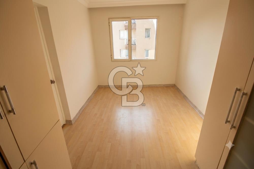 Buca Atatürk Mh Cadde Üzeri Site İçi 3+1_120m² Satılık Daire