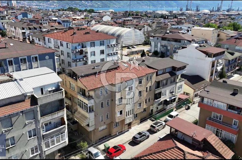 Körfez Güney Mahallesi'nde 3+1 170 m2 Satılık Daire