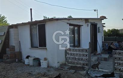 EZİNE KARADAĞ KÖYÜNDE YAPI KAYIT BELGELİ 375 M2 ARSA İÇERİSİNDE SATILIK KÖYEVİ FIRSAT PORTFÖY