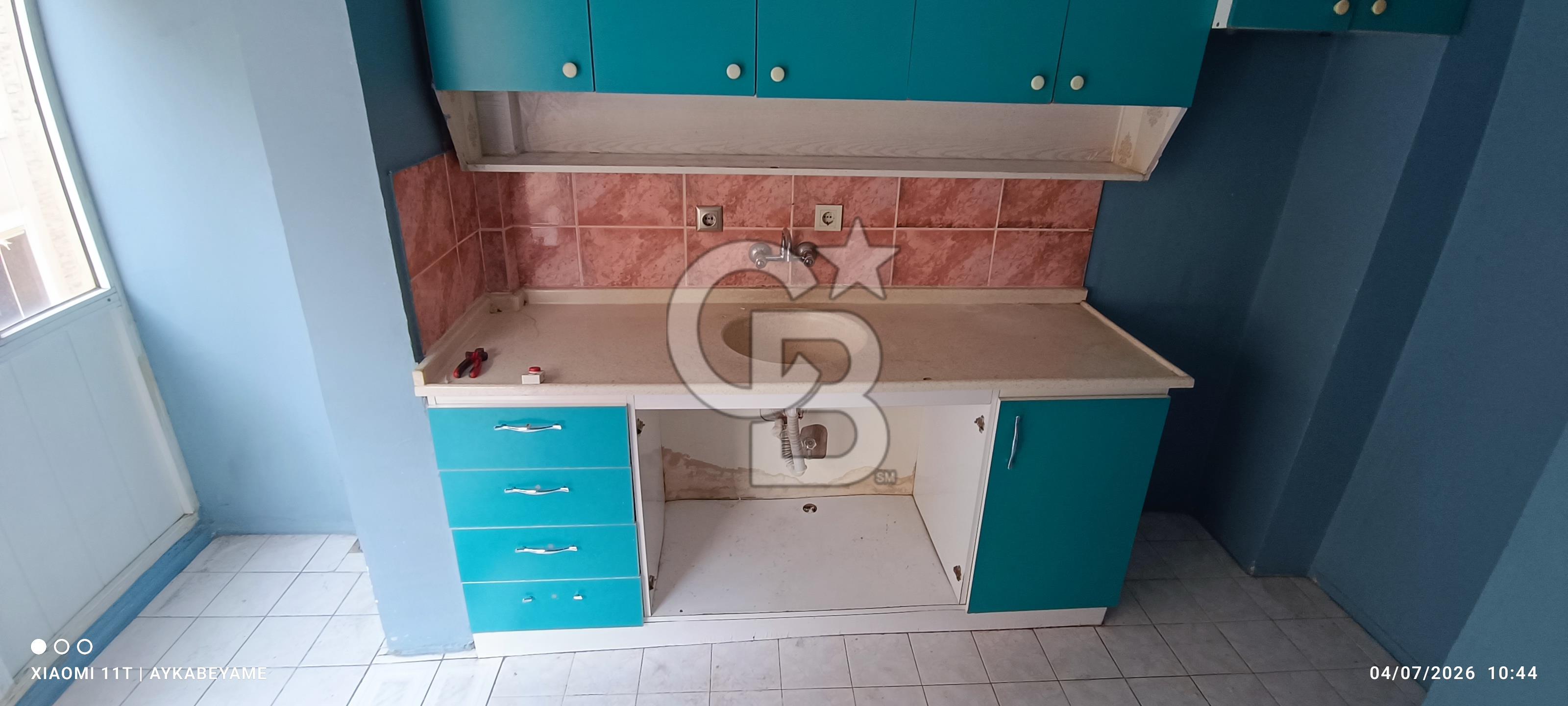merkezi konumda dedebaşı 3+1