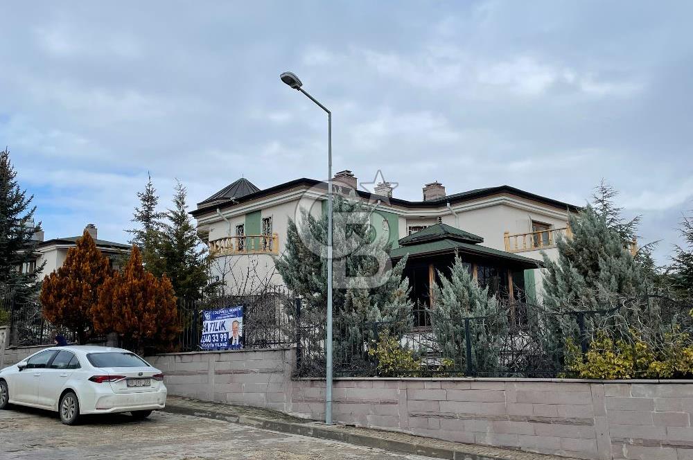 GÖKÇEKÖY GREEN HILL KONAKLARINDA KÖŞE PARSEL SATILIK BOŞ VİLLA