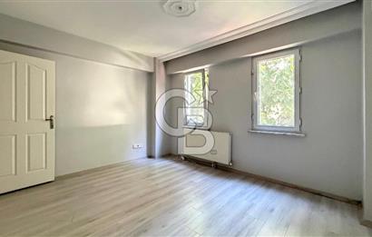 EYÜPSULTAN ÇARŞI VE PİERRELOTİ 200METRE SATILIK 2+1 100 M2 DAİRE