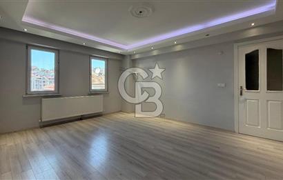 EYÜPSULTAN ÇARŞI VE PİERRELOTİ 200METRE SATILIK 2+1 100 M2 DAİRE