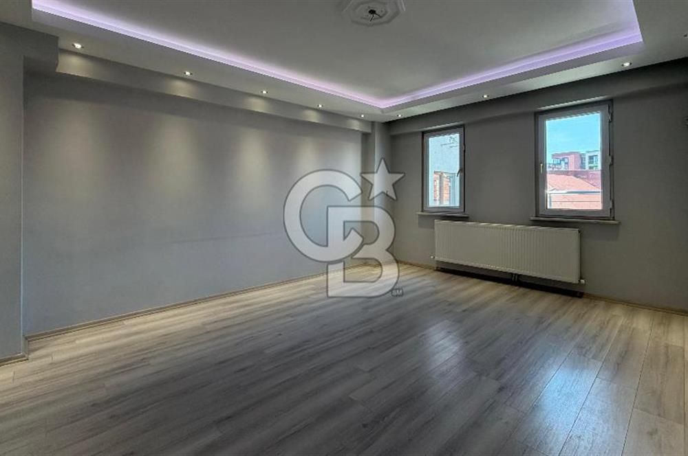 EYÜPSULTAN ÇARŞI VE PİERRELOTİ 200METRE SATILIK 2+1 100 M2 DAİRE