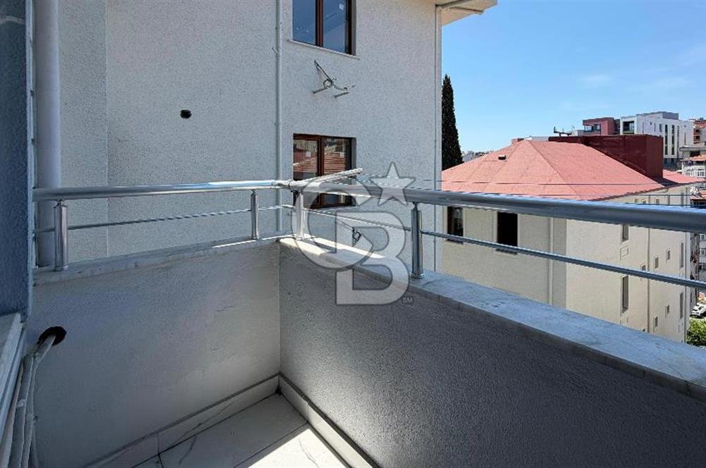 EYÜPSULTAN ÇARŞI VE PİERRELOTİ 200METRE SATILIK 2+1 100 M2 DAİRE
