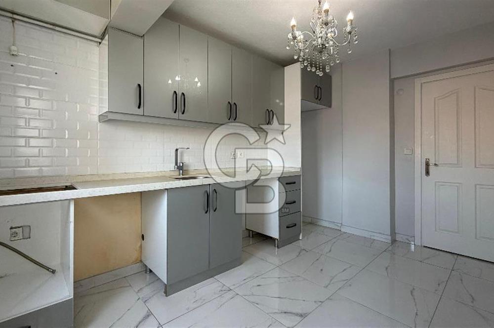EYÜPSULTAN ÇARŞI VE PİERRELOTİ 200METRE SATILIK 2+1 100 M2 DAİRE