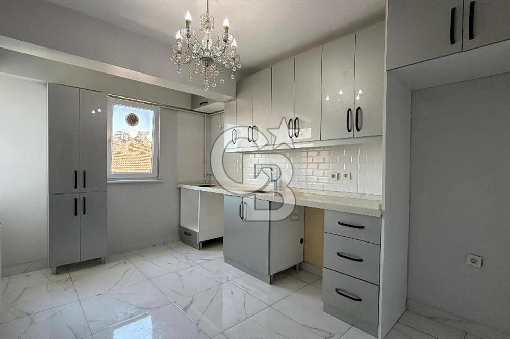 EYÜPSULTAN ÇARŞI VE PİERRELOTİ 200METRE SATILIK 2+1 100 M2 DAİRE