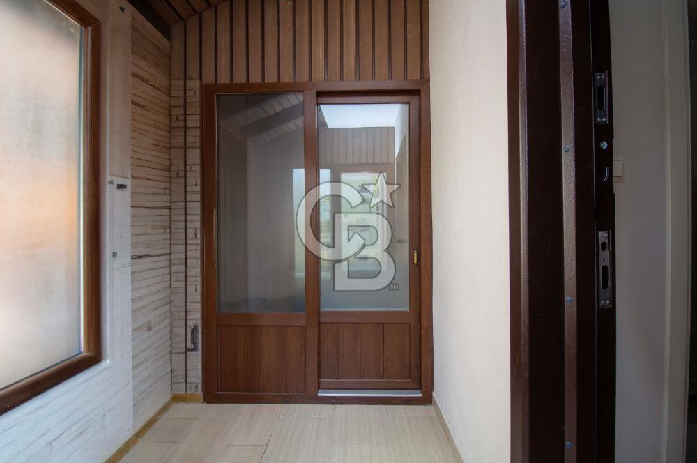 CB EAGLE'DAN ÖREN'DE 5+1 370 m² TERASLI BAHÇELİ VİLLA