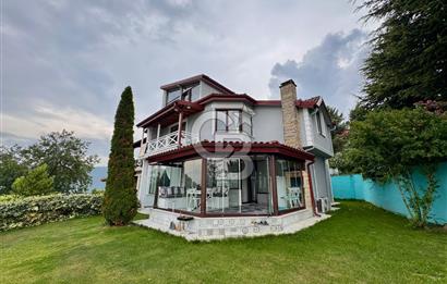 CB ENVOY | Gölcük İhsaniye'de Eşsiz Manzaralı Site İçi 4+1 Villa