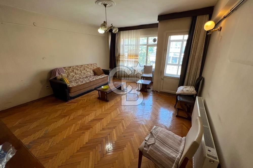 ÜSKÜDAR ALTUNİZADE KİRALIK 2+1 CADDE ÜZERİ DAİRE METRO METROBÜS
