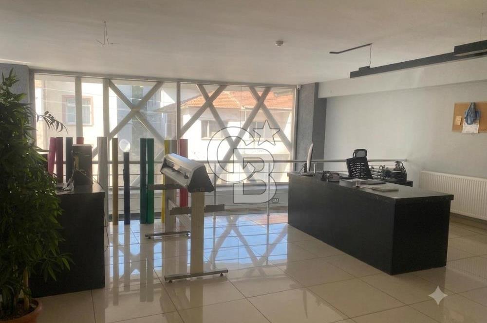 GEBZE ÇAYIROVA'DA 181 M² CADDE ÜZERİ KAZANÇLI DÜKKAN HİSSESİ