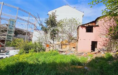 İSTANBUL KADIKÖY HASANPAŞA İKİ YOLA CEPHELİ KONUT İMARLI 140m2 ARSA FIRSATI