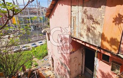 İSTANBUL KADIKÖY HASANPAŞA İKİ YOLA CEPHELİ KONUT İMARLI 140m2 ARSA FIRSATI