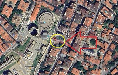 İSTANBUL KADIKÖY HASANPAŞA İKİ YOLA CEPHELİ KONUT İMARLI 140m2 ARSA FIRSATI