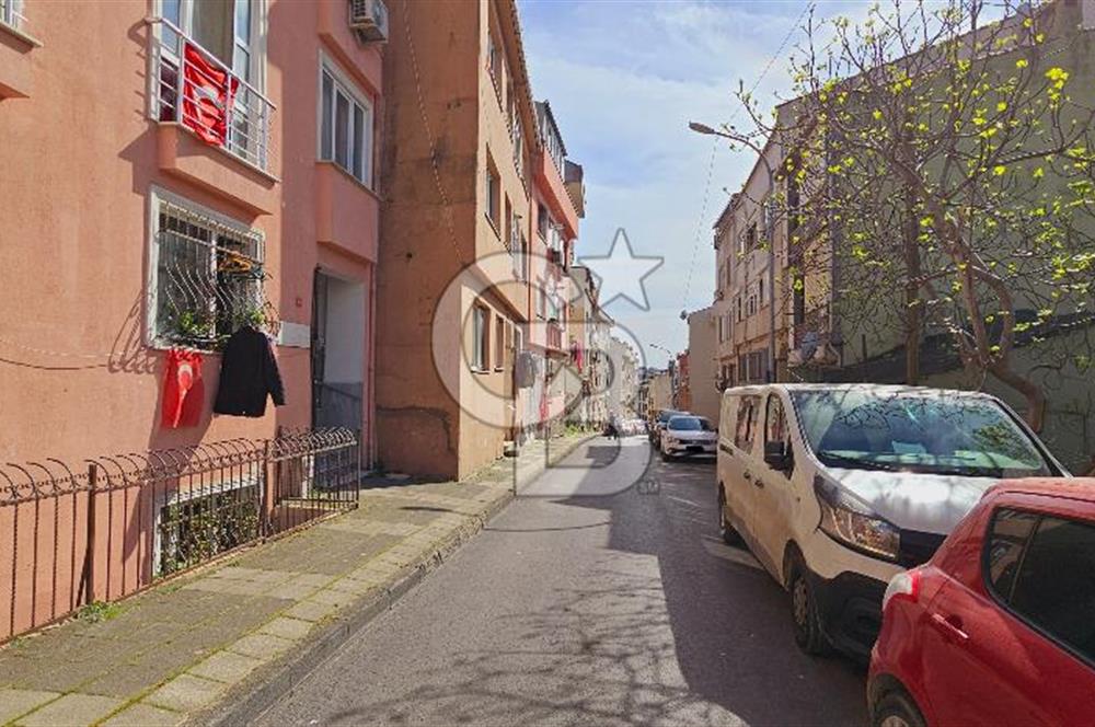 İSTANBUL KADIKÖY HASANPAŞA İKİ YOLA CEPHELİ KONUT İMARLI 140m2 ARSA FIRSATI