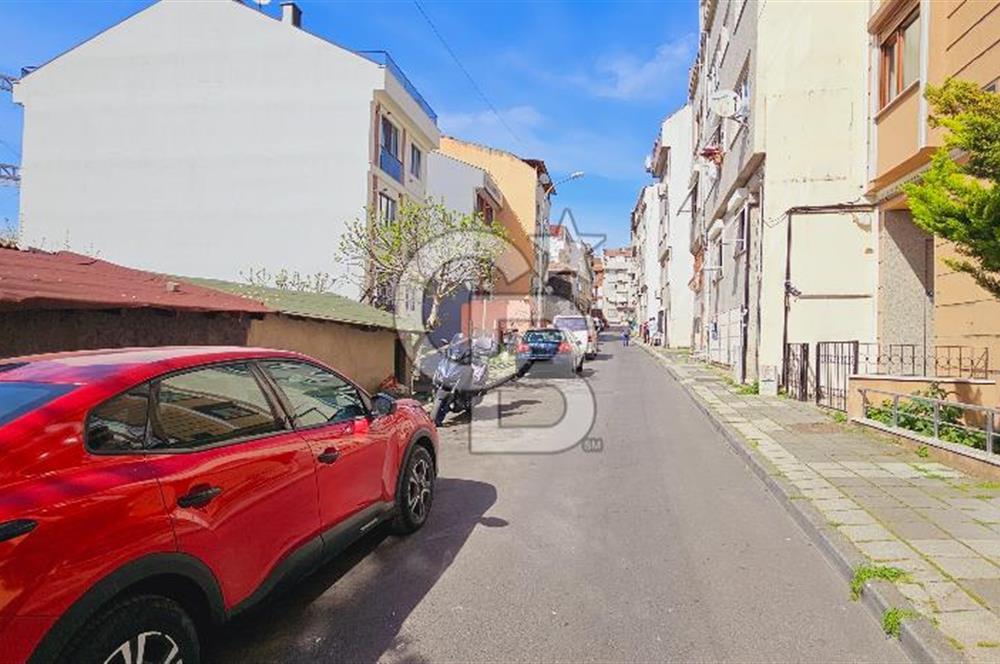 İSTANBUL KADIKÖY HASANPAŞA İKİ YOLA CEPHELİ KONUT İMARLI 140m2 ARSA FIRSATI