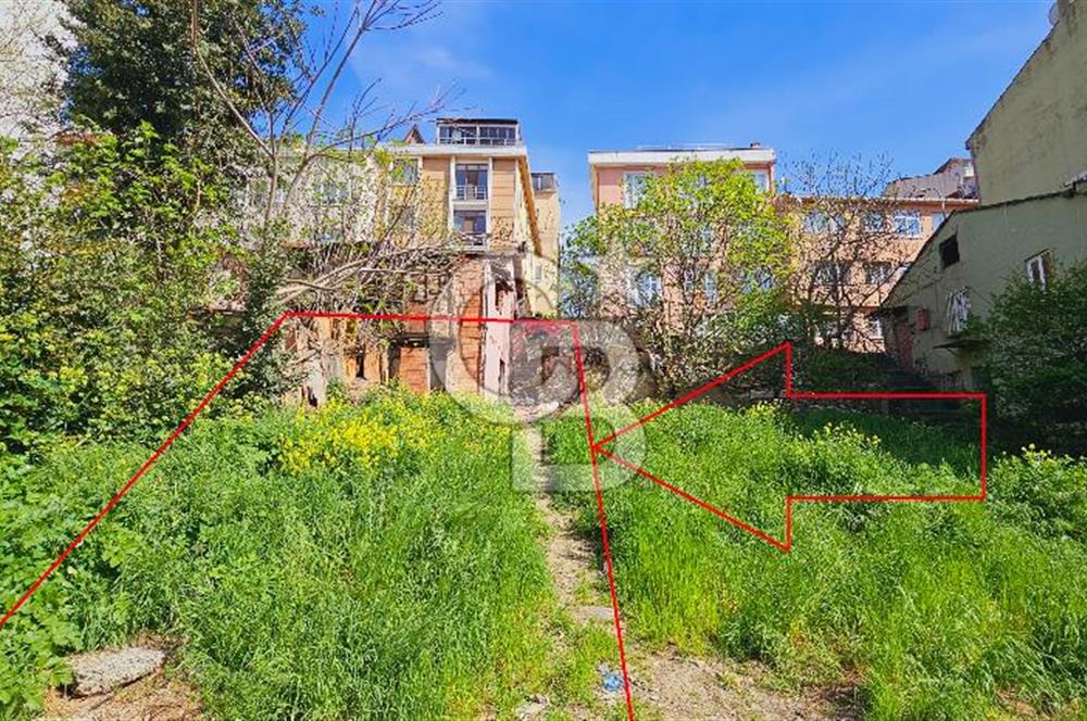 İSTANBUL KADIKÖY HASANPAŞA İKİ YOLA CEPHELİ KONUT İMARLI 140m2 ARSA FIRSATI