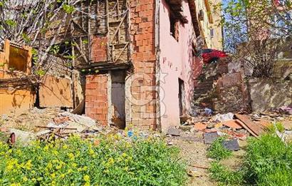 İSTANBUL KADIKÖY HASANPAŞA İKİ YOLA CEPHELİ KONUT İMARLI 140m2 ARSA FIRSATI