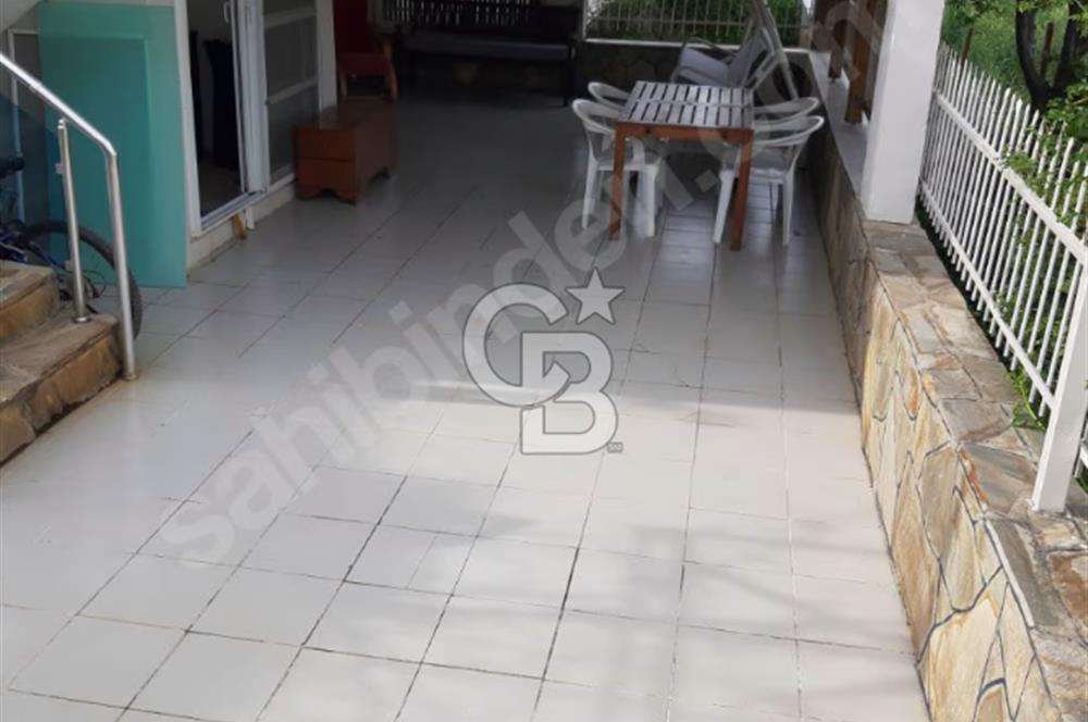 Doğanbey de Denize Yürüme Mesafesinde Kiralık Eşyalı Müstakil