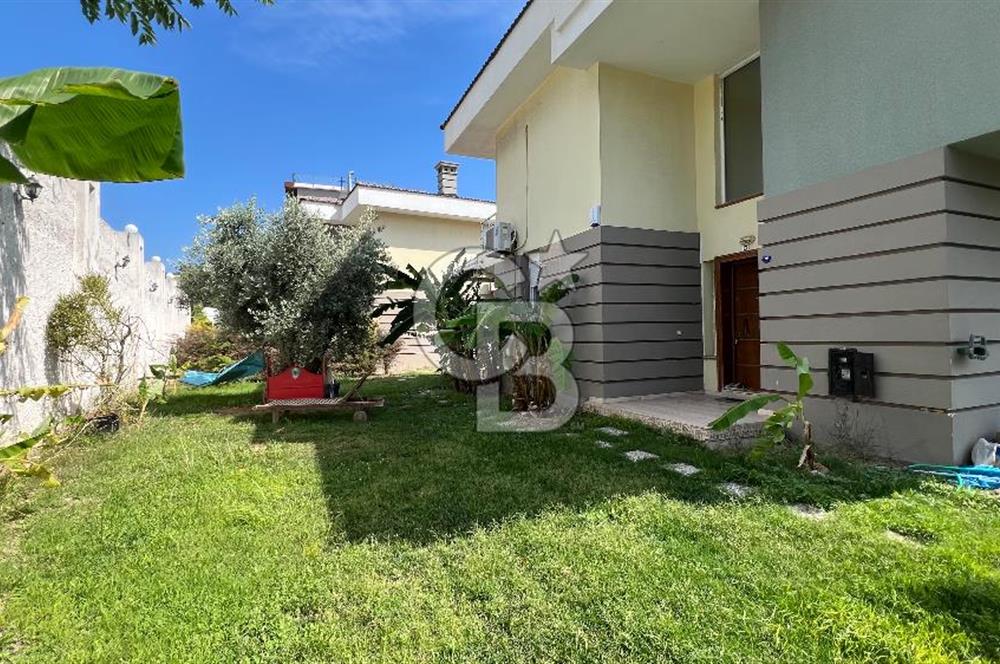     Çeşme Ayayorgi’de Havuzlu Bahçeli Kiralık Villa