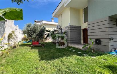     Çeşme Ayayorgi’de Havuzlu Bahçeli Kiralık Villa