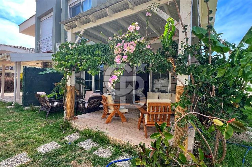     Çeşme Ayayorgi’de Havuzlu Bahçeli Kiralık Villa