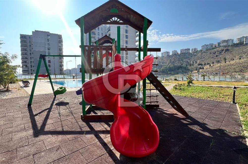 Park Yaşam Santorini’de Deniz Manzaralı Full Eşyalı 1+1 Satılık Daire