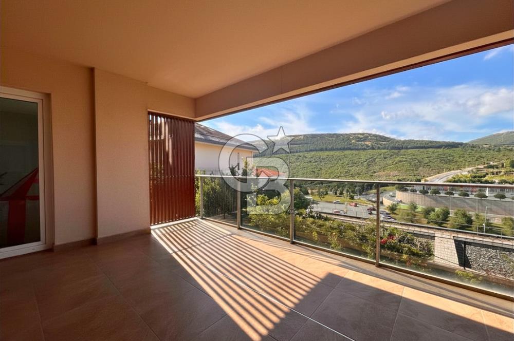 FUAYE SÜREYYAPAŞA' DA GENİŞ BALKONLU KİRALIK 3+1 DAİRE