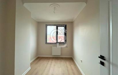 MALTEPE' DE SÜREYYA PLAJI VE BAĞDAT CADDESİ ARASINDA SIFIR 2+1 KİRALIK DAİRE