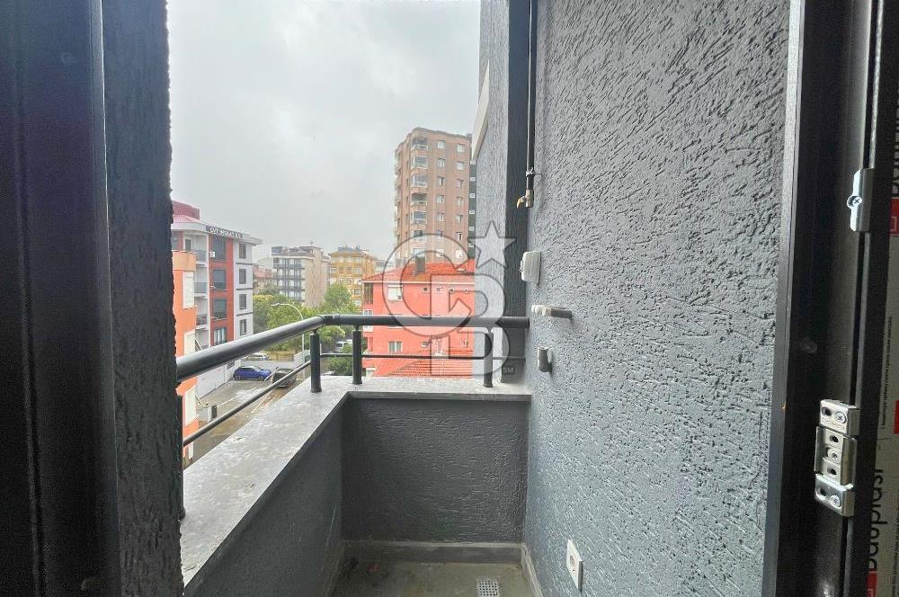 MALTEPE' DE SÜREYYA PLAJI VE BAĞDAT CADDESİ ARASINDA SIFIR 2+1 KİRALIK DAİRE