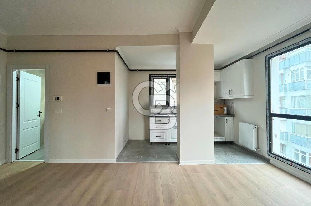 MALTEPE' DE SÜREYYA PLAJI VE BAĞDAT CADDESİ ARASINDA SIFIR 2+1 KİRALIK DAİRE