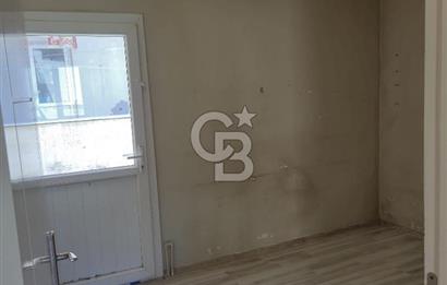 Seferihisar Merkezde Pazara ve Çarşıya Yürüme Mesafesinde 12m² Bahçe Teraslı,