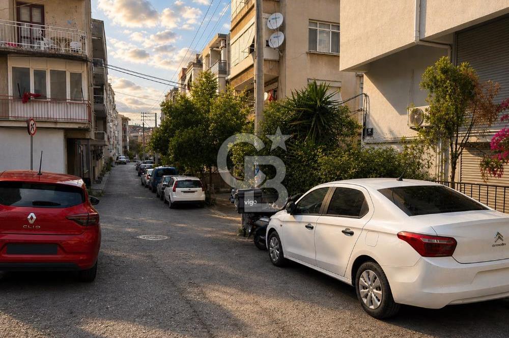 İzmir Konak Mithatpaşada Tramvaya Yakın 2+1 Satılık Daire