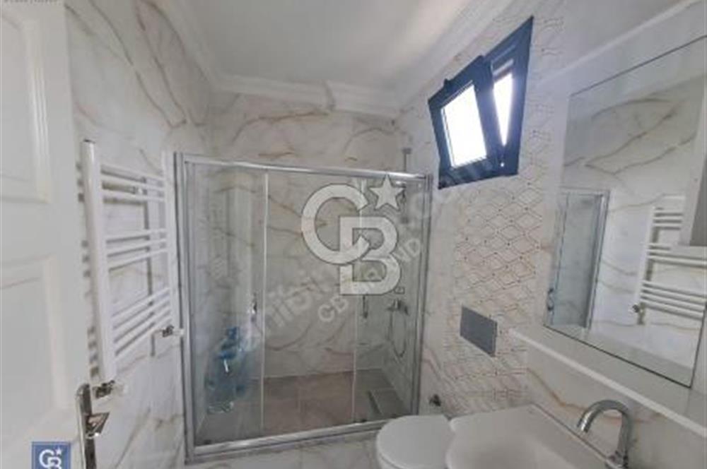 COLDWELL BANKER GRAND'DAN | OKULA YAKIN, ŞÖMİNELİ, TERASLI 4+1