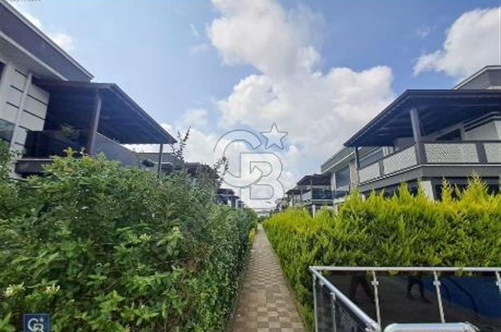 COLDWELL BANKER GRAND'DAN | OKULA YAKIN, ŞÖMİNELİ, TERASLI 4+1