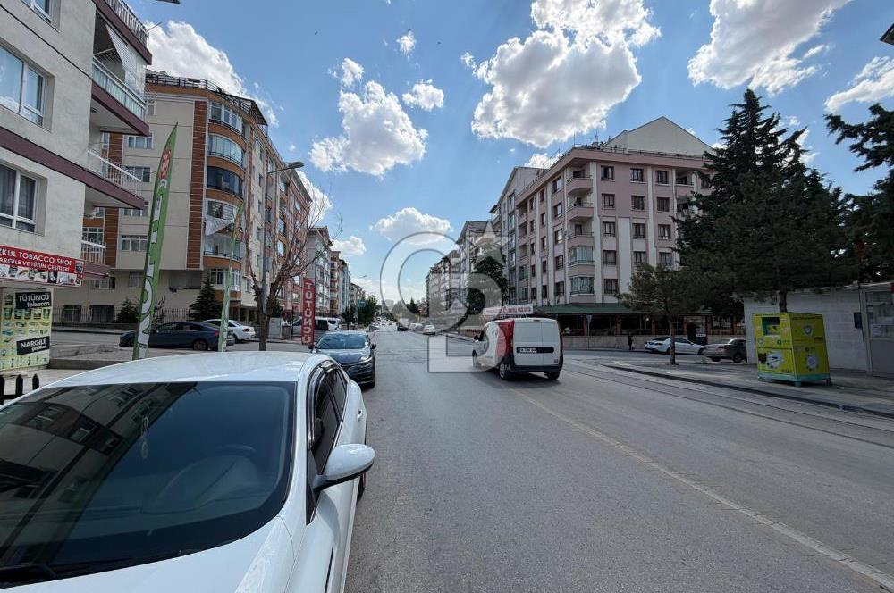 Etimesgut Merkez Çarşıda Cadde Üzeri 45 m2'lik Kiralık Dükkan