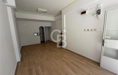 Etimesgut Merkez Çarşıda Cadde Üzeri 45 m2'lik Kiralık Dükkan