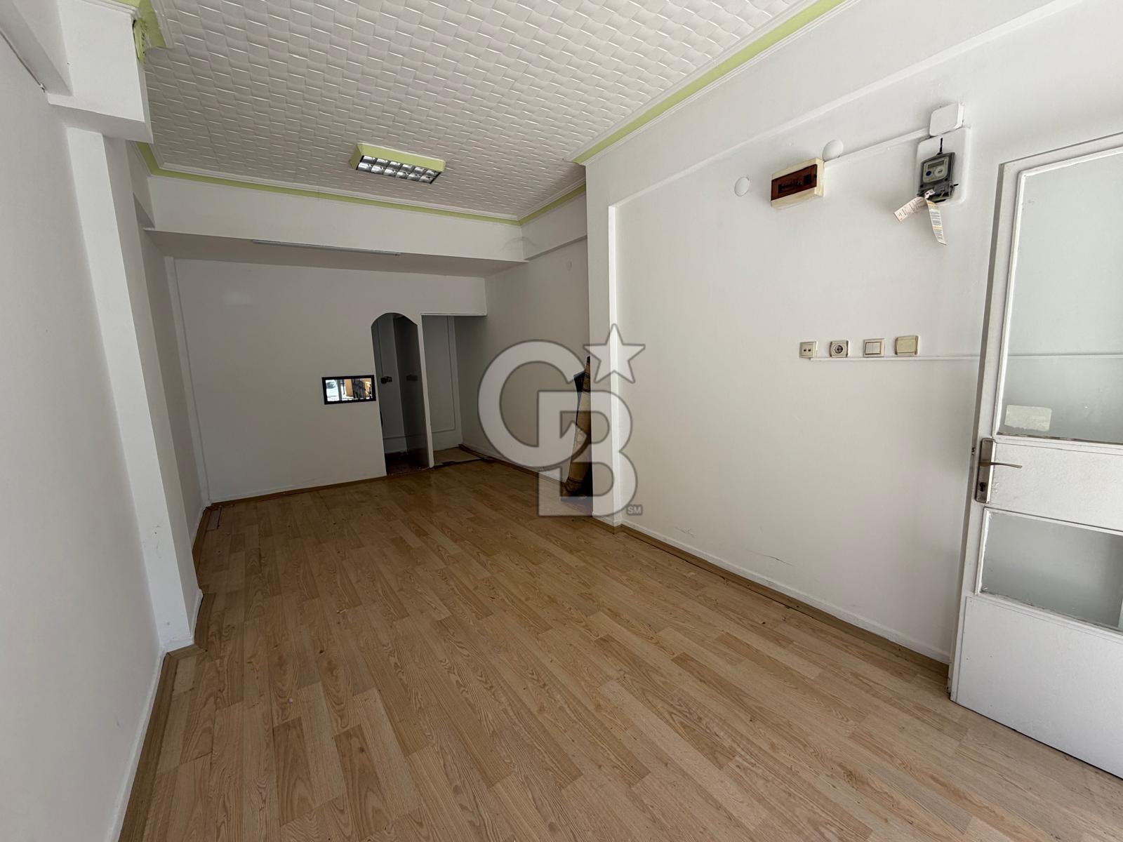 Etimesgut Merkez Çarşıda Cadde Üzeri 45 m2'lik Kiralık Dükkan