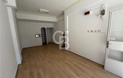 Etimesgut Merkez Çarşıda Cadde Üzeri 45 m2'lik Kiralık Dükkan