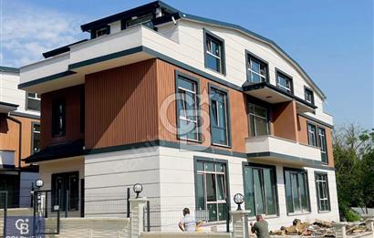 BAŞİSKLE YENİKÖYDE ÜNİVERSİTEYE YAKIN 2 EBEVEYN BANYOLU 5+1 VİLL