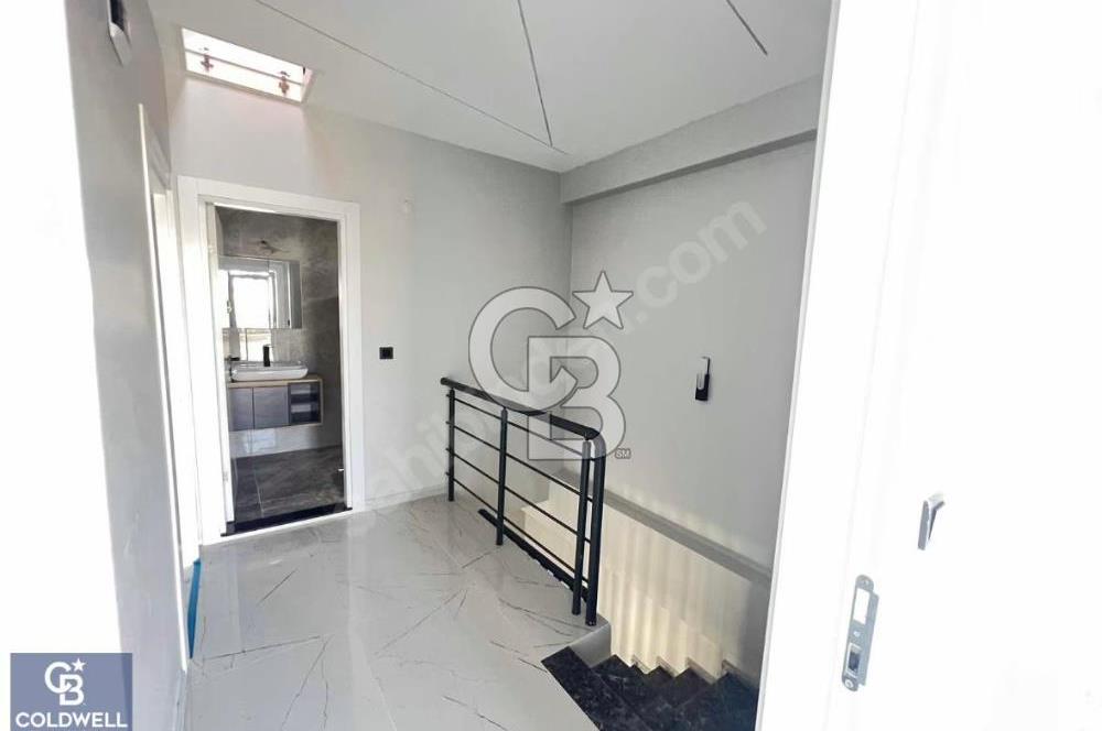 GÖLCÜK MERKEZİNE ACİL SATILIK SIFIR 3+1 DUBLEKS LÜKS DAİRE