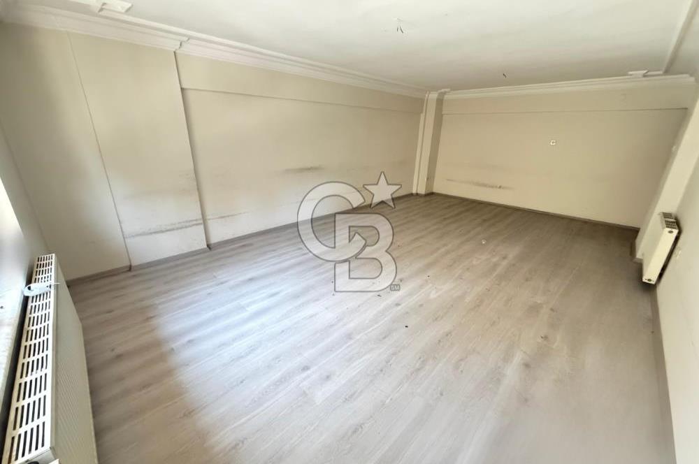 Nazilli Cumhuriyet Mah. Cadde Üzeri Satılık 3+1 / 250 M² Daire