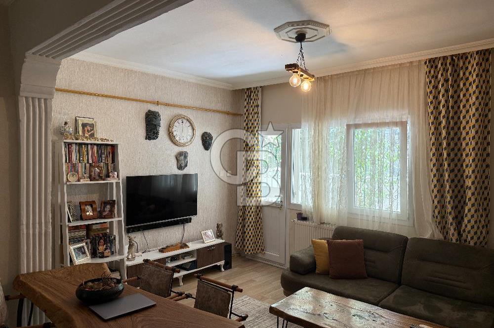 Bahçelievlerde bahçeli tadilatlı 2+1 daire