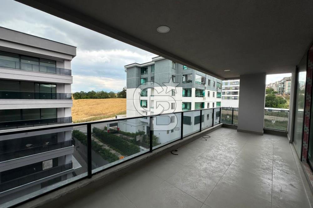 COLDWELL BANKER SILVER'DAN ZER KAYAPA'DA SATILIK 3+1 DAİRE